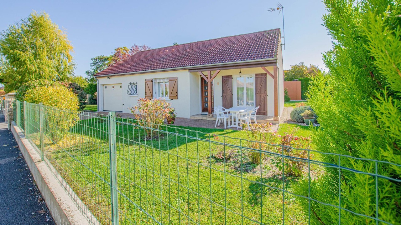 Photo of Outdoor in Maizieres-la-Grande-Paroisse