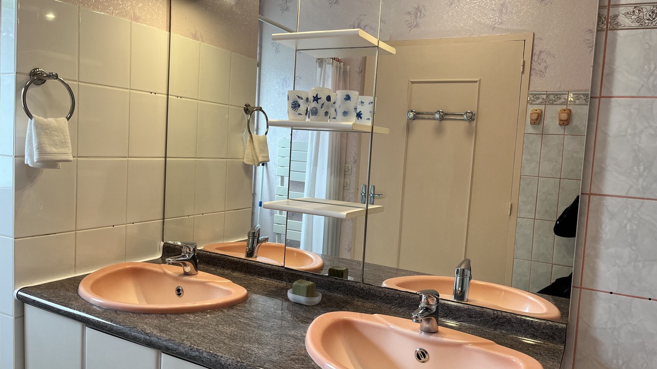 Photo of Bathroom in Plaine-Haute