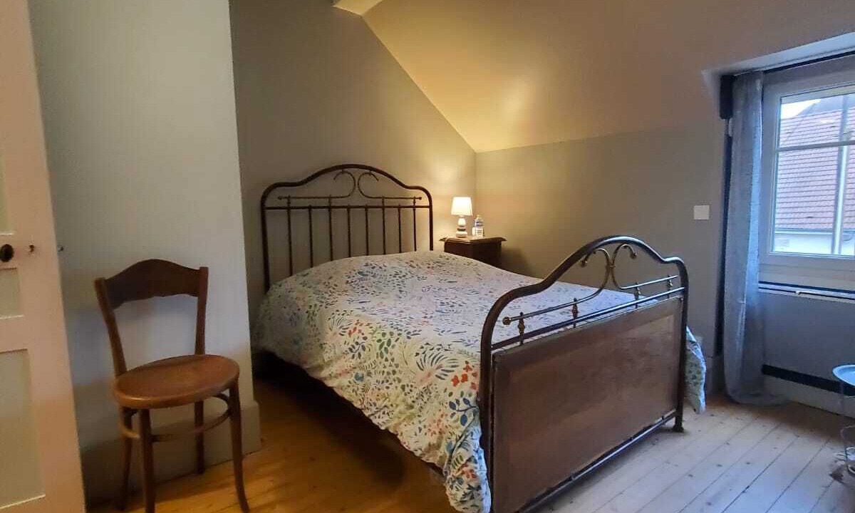 Photo of Bedroom in Humes