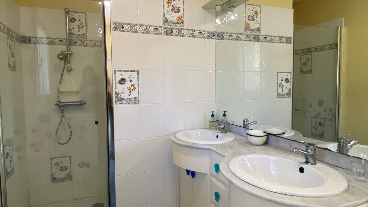Photo of Bathroom in Pleumeur-Bodou