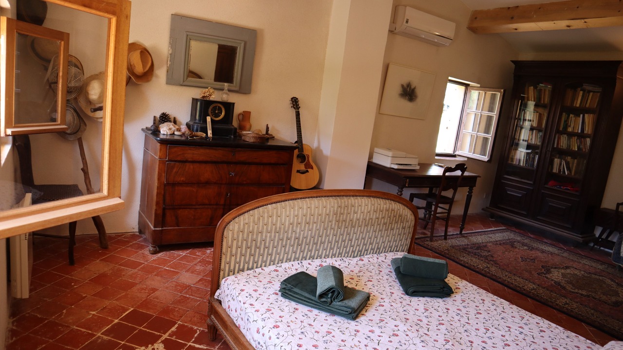Photo of Bedroom in Le Beausset