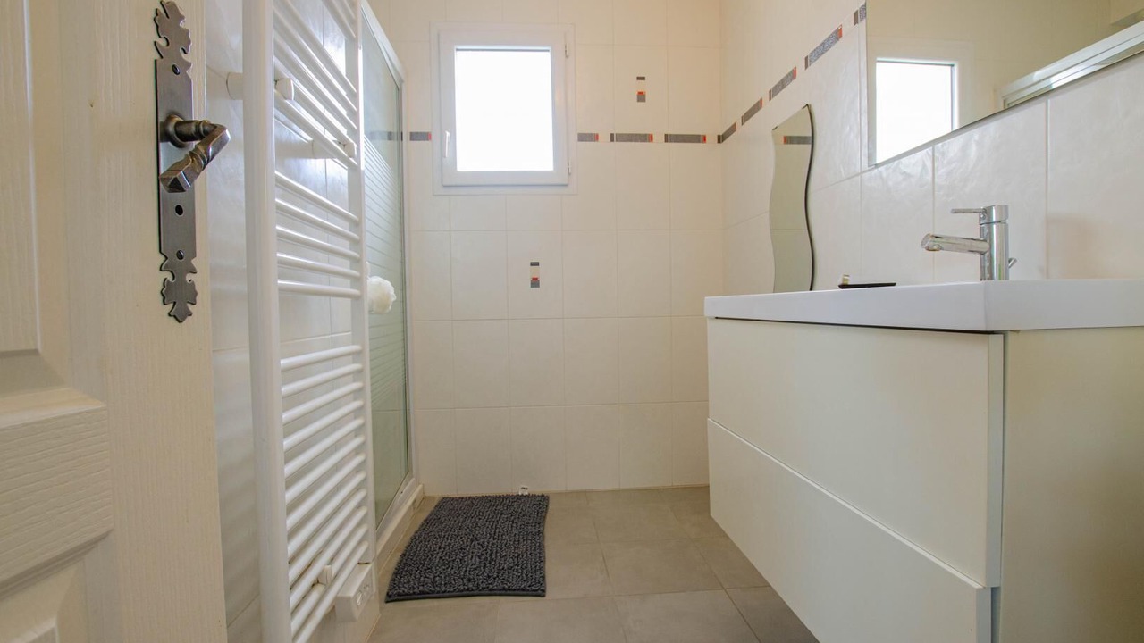 Photo of Bathroom in Saint-Remy-sous-Barbuise