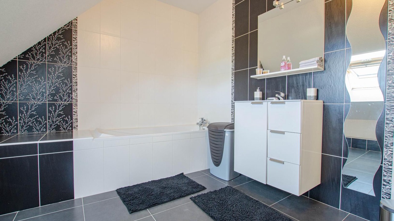 Photo of Bathroom in Saint-Remy-sous-Barbuise
