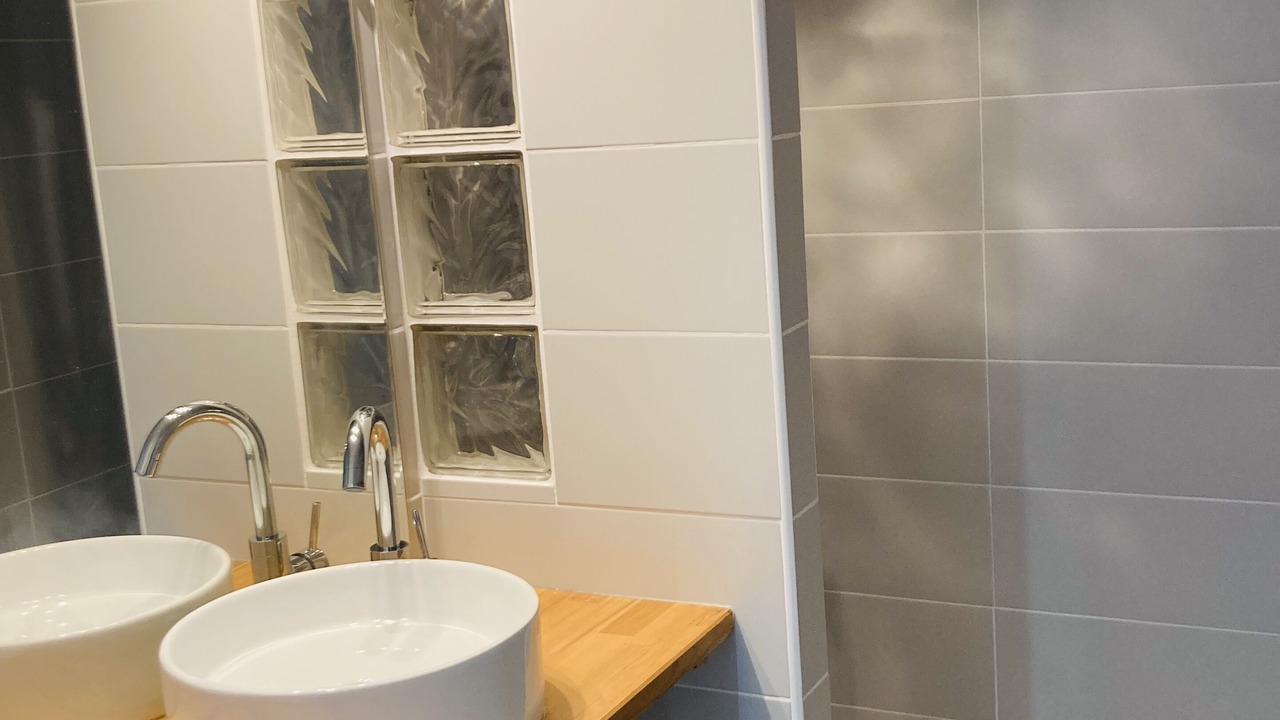 Photo of Bathroom in Chalons-en-Champagne