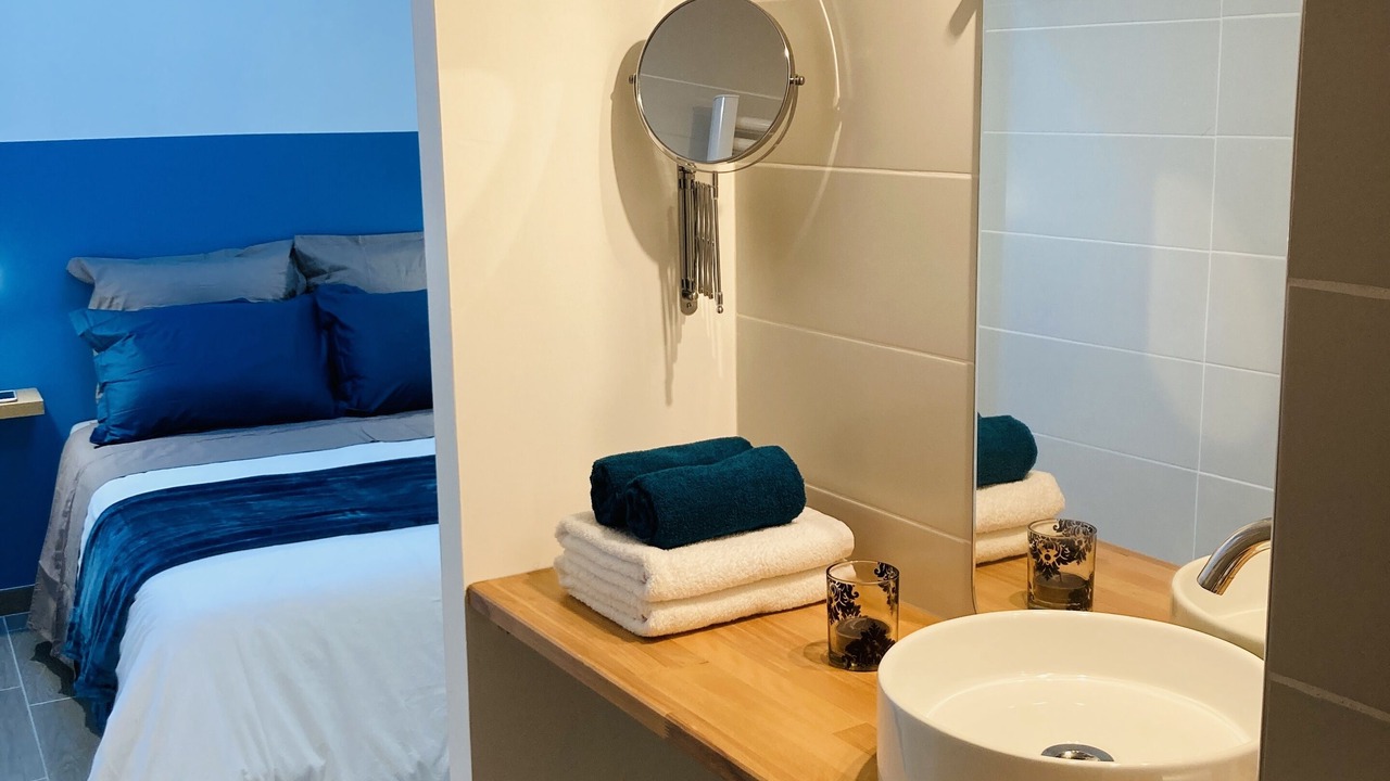 Photo of Bathroom in Chalons-en-Champagne