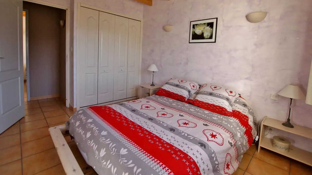 Photo of Bedroom in Saint-Pons