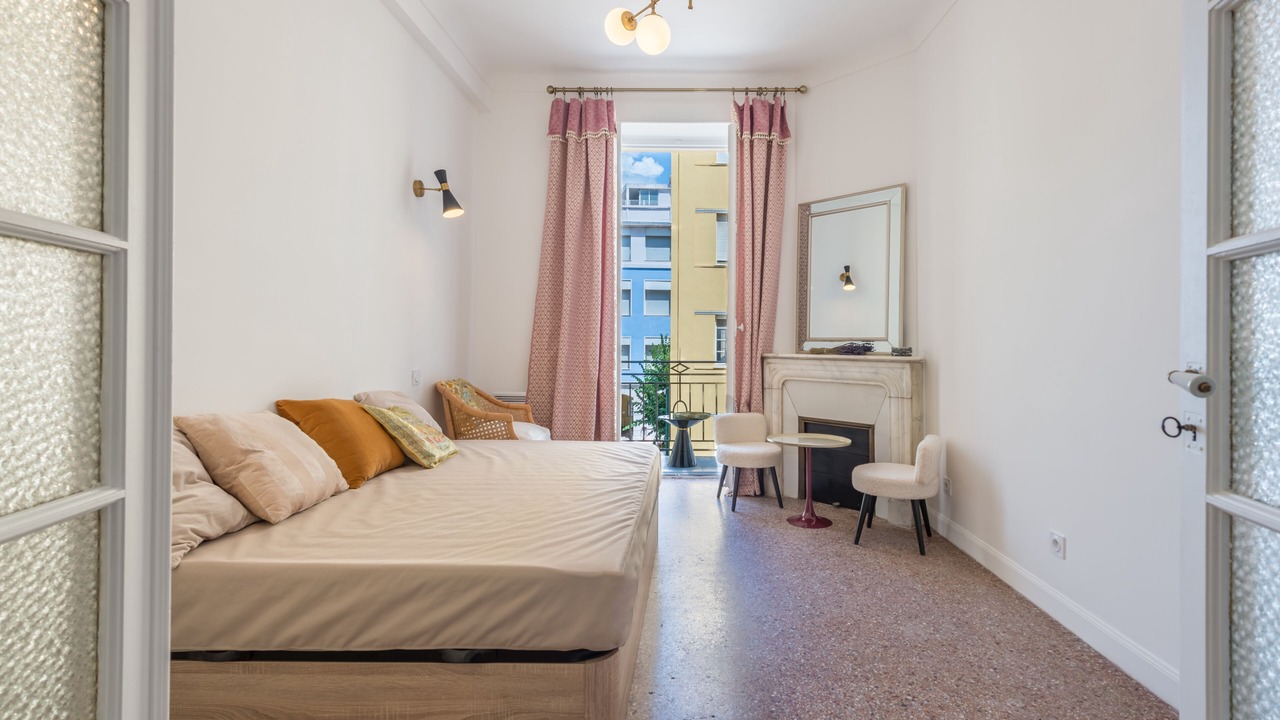 Photo of Bedroom in Riquier