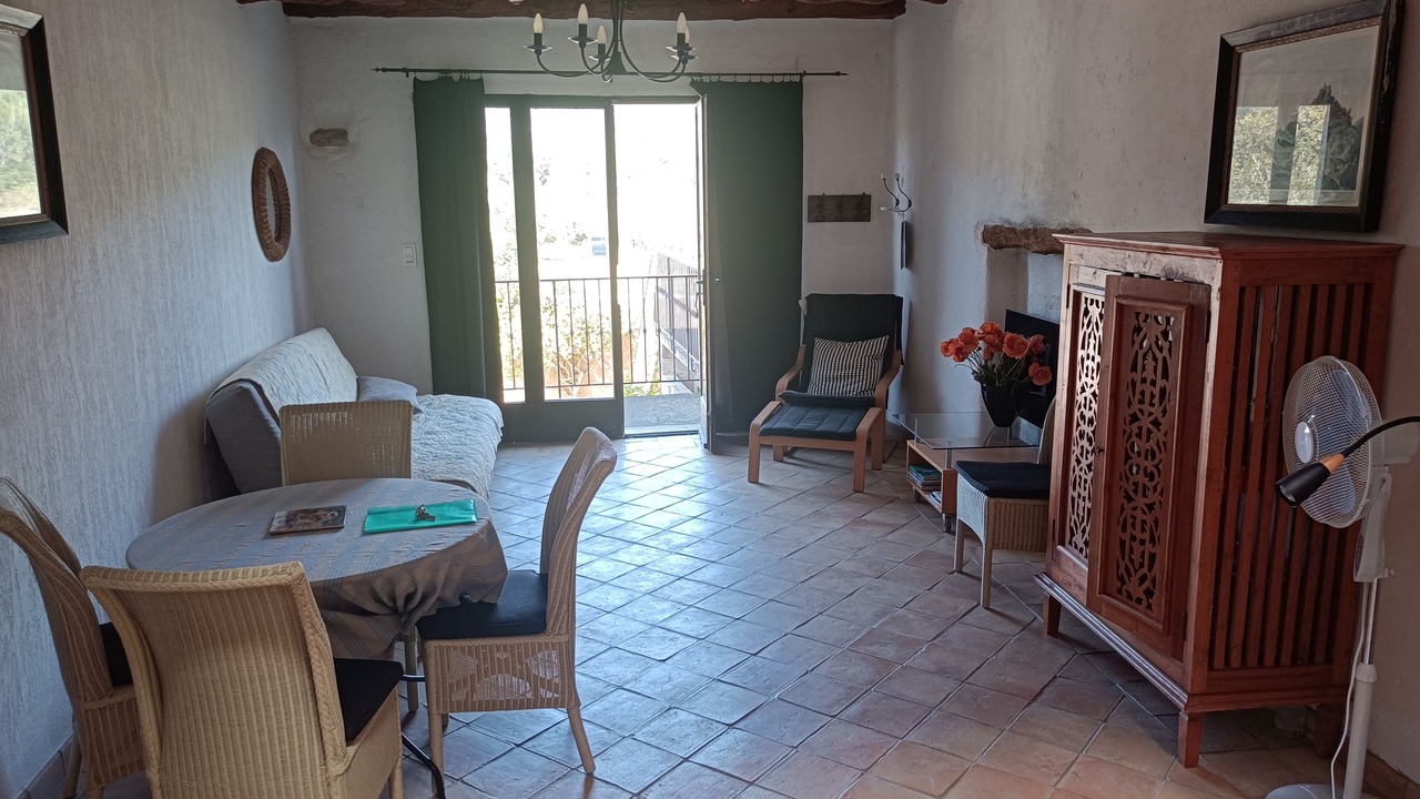 Photo of Livingroom in Aups