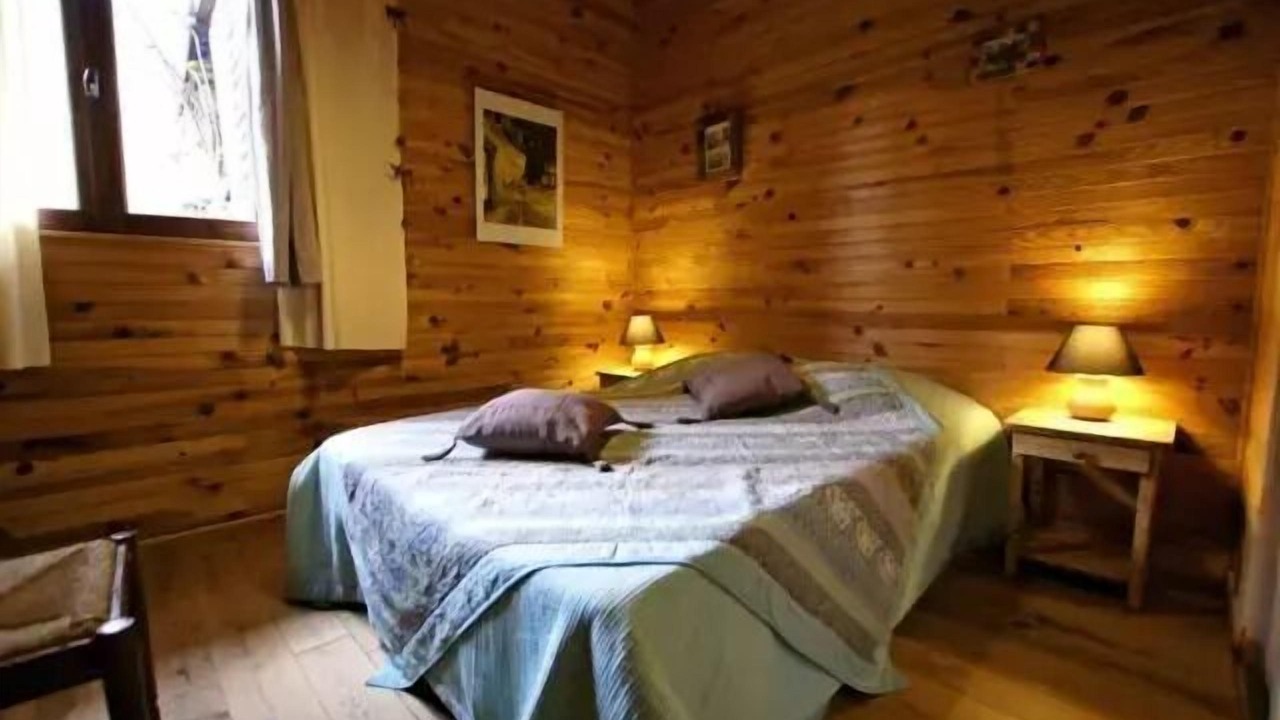 Photo of Bedroom in Enchastrayes