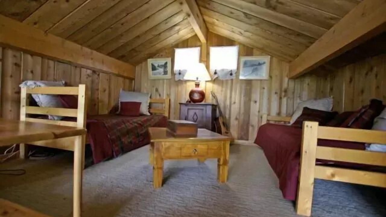 Photo of Bedroom in Enchastrayes