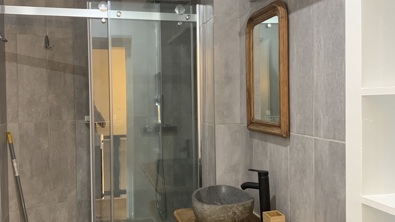 Photo of Bathroom in La Grande-Fosse