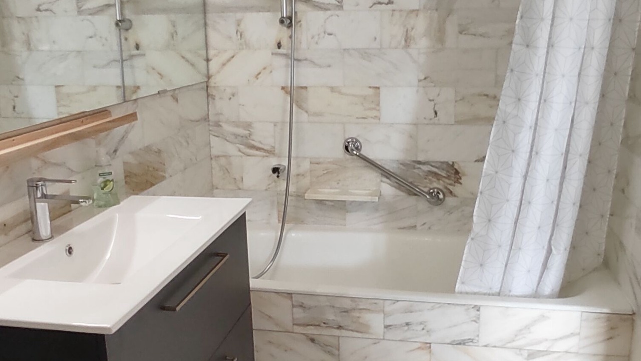 Photo of Bathroom in Concarneau