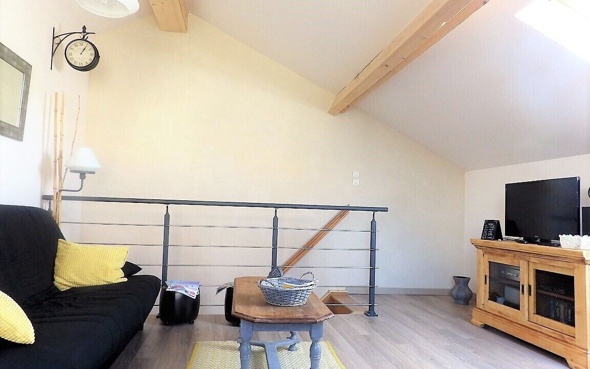 Photo of Livingroom in Lor