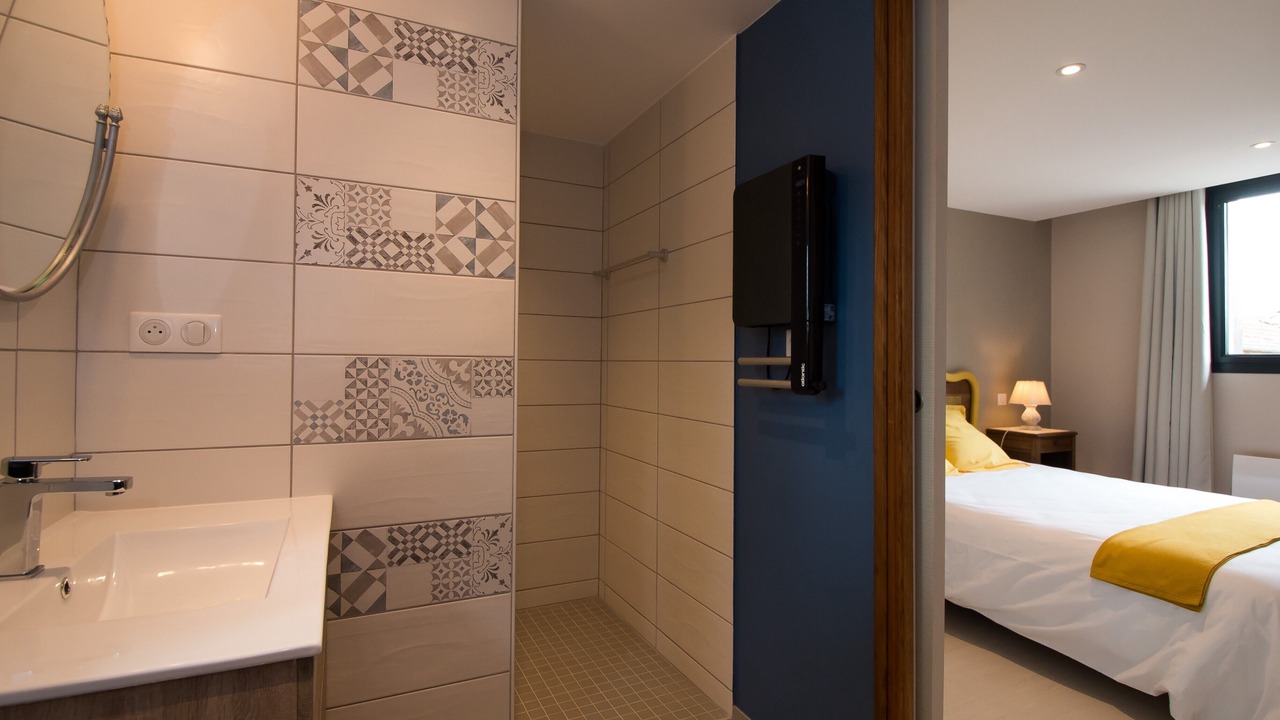 Photo of Bedroom in Saint-Amand-sur-Fion