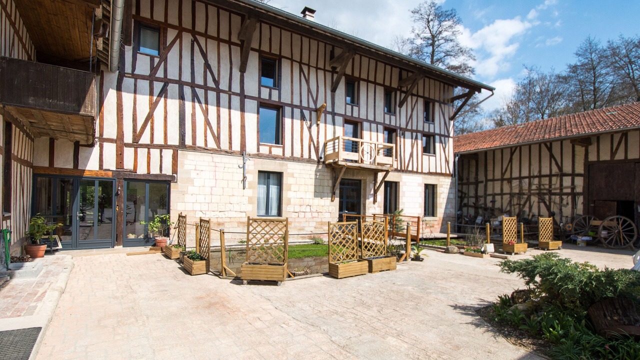Photo of Outdoor in Saint-Amand-sur-Fion
