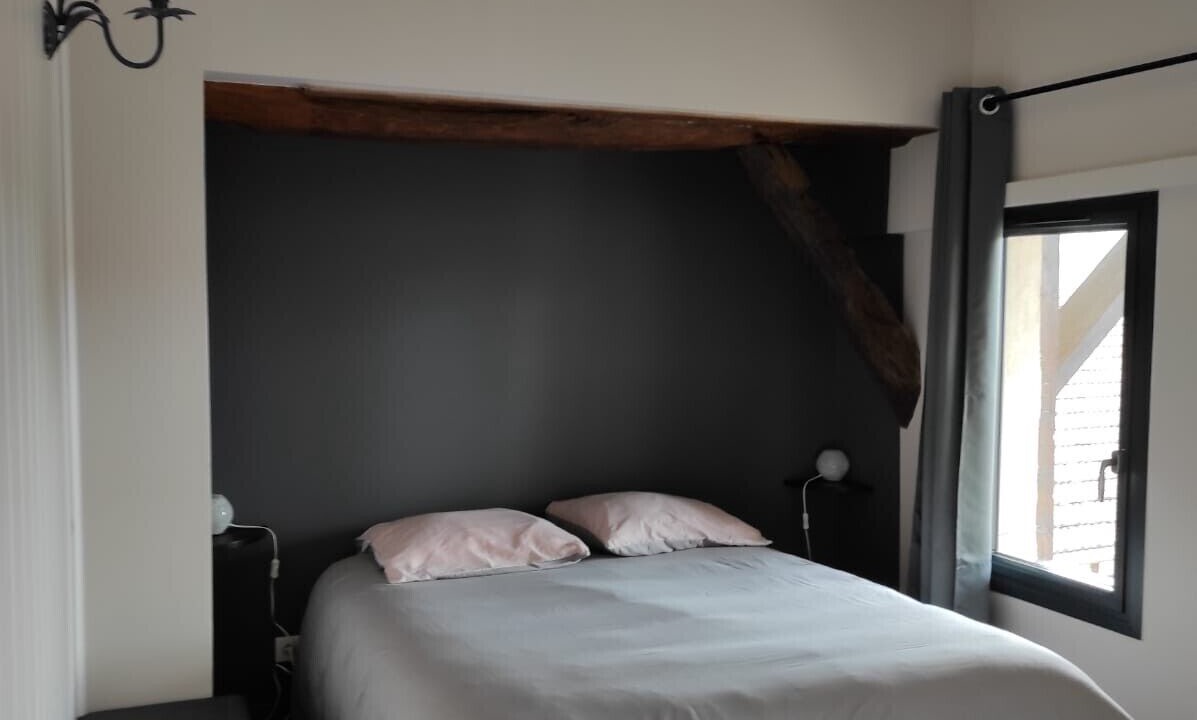 Photo of Bedroom in Saint-Amand-sur-Fion