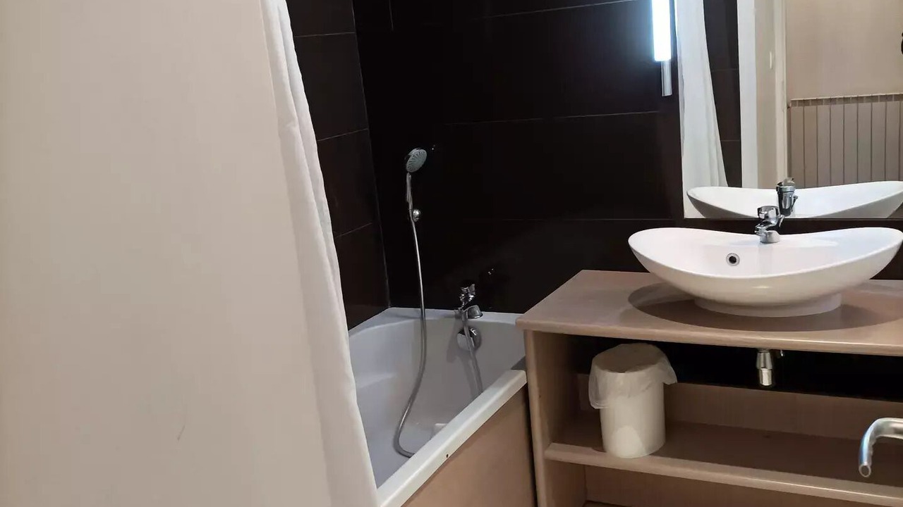 Photo of Bathroom in Jausiers