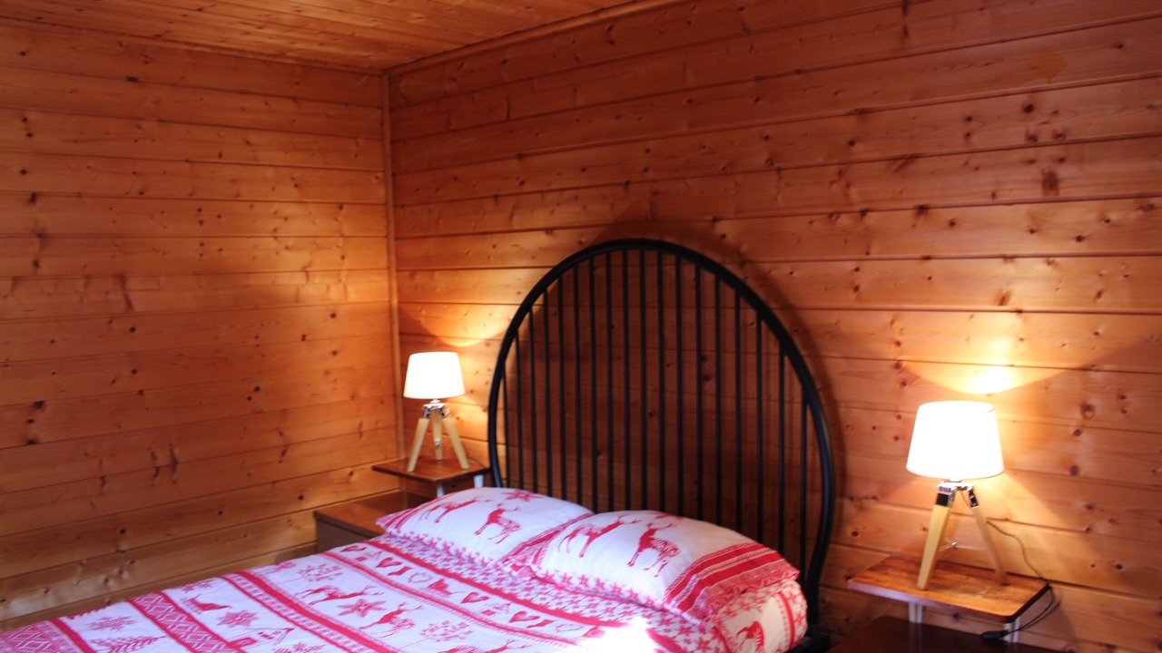 Photo of Bedroom in Allos