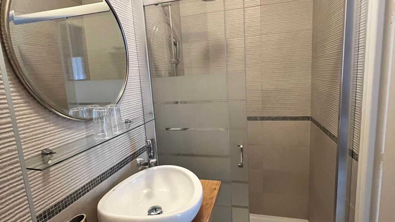 Photo of Bathroom in Paisy-Cosdon
