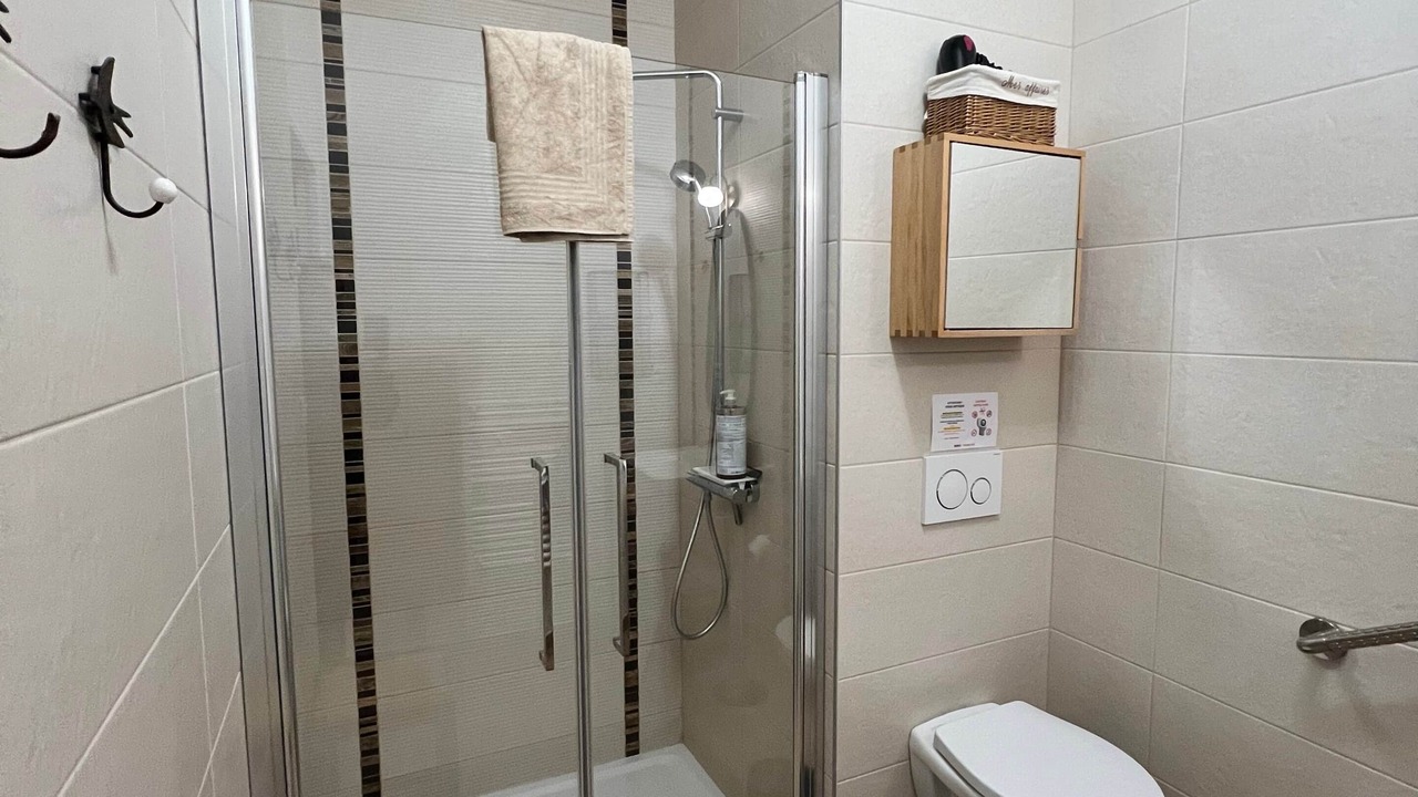 Photo of Bathroom in Paisy-Cosdon
