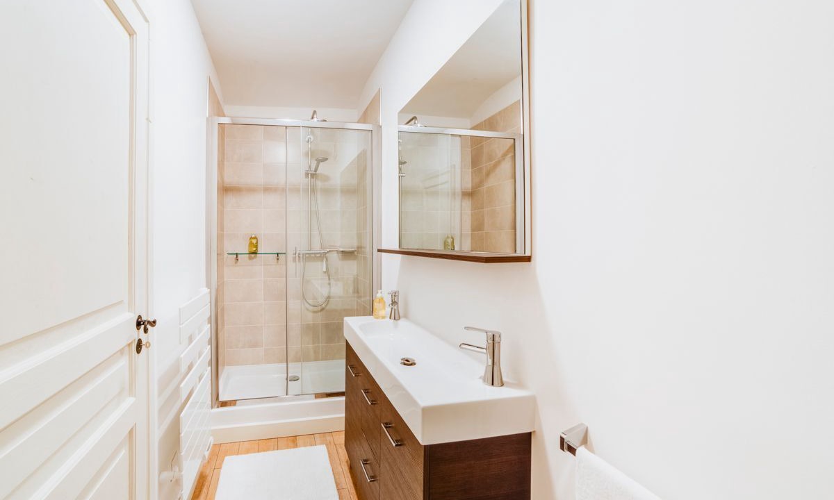 Photo of Bathroom in Saint-Geyrac