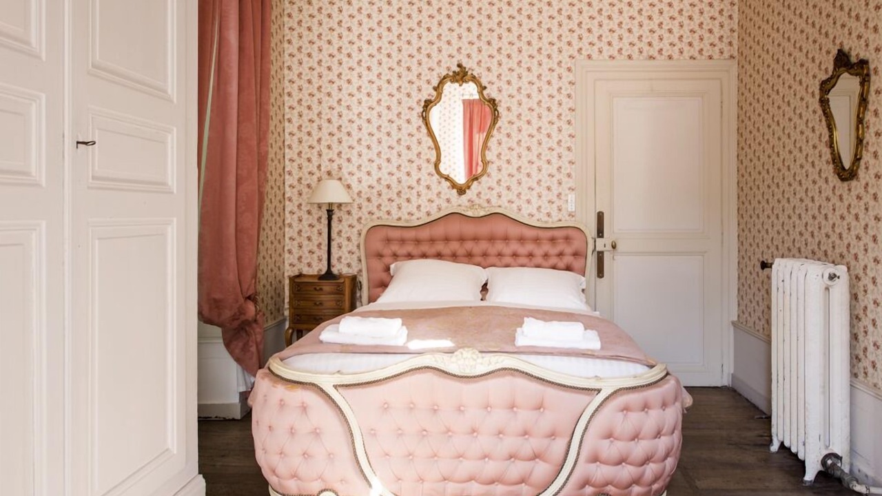 Photo of Bedroom in Omey