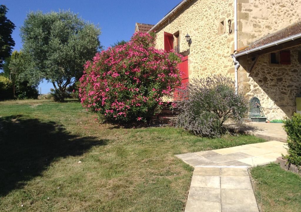 Photo of Outdoor in Beaumarches