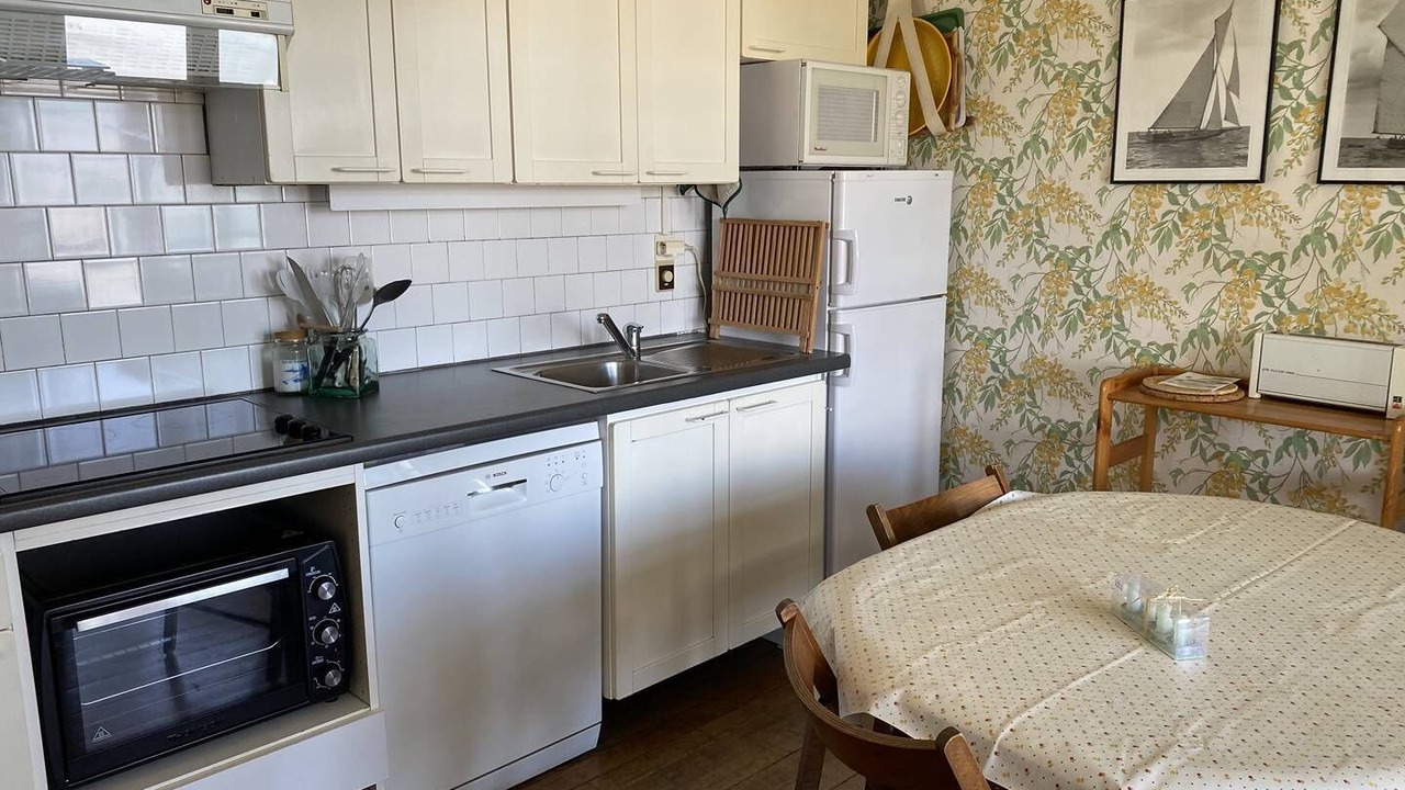 Photo of Kitchen in Saint-Cast-le-Guildo
