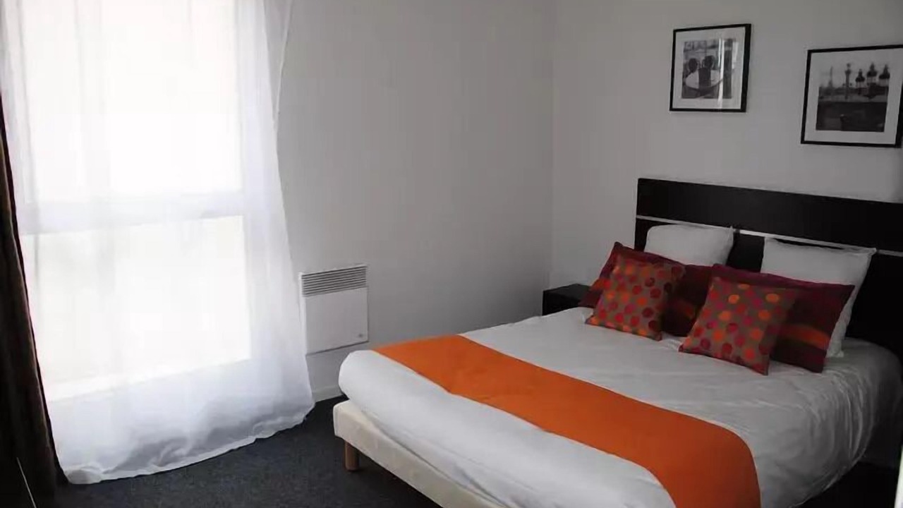Photo of Bedroom in Saint-Pierre - Rene II - Bonsecours