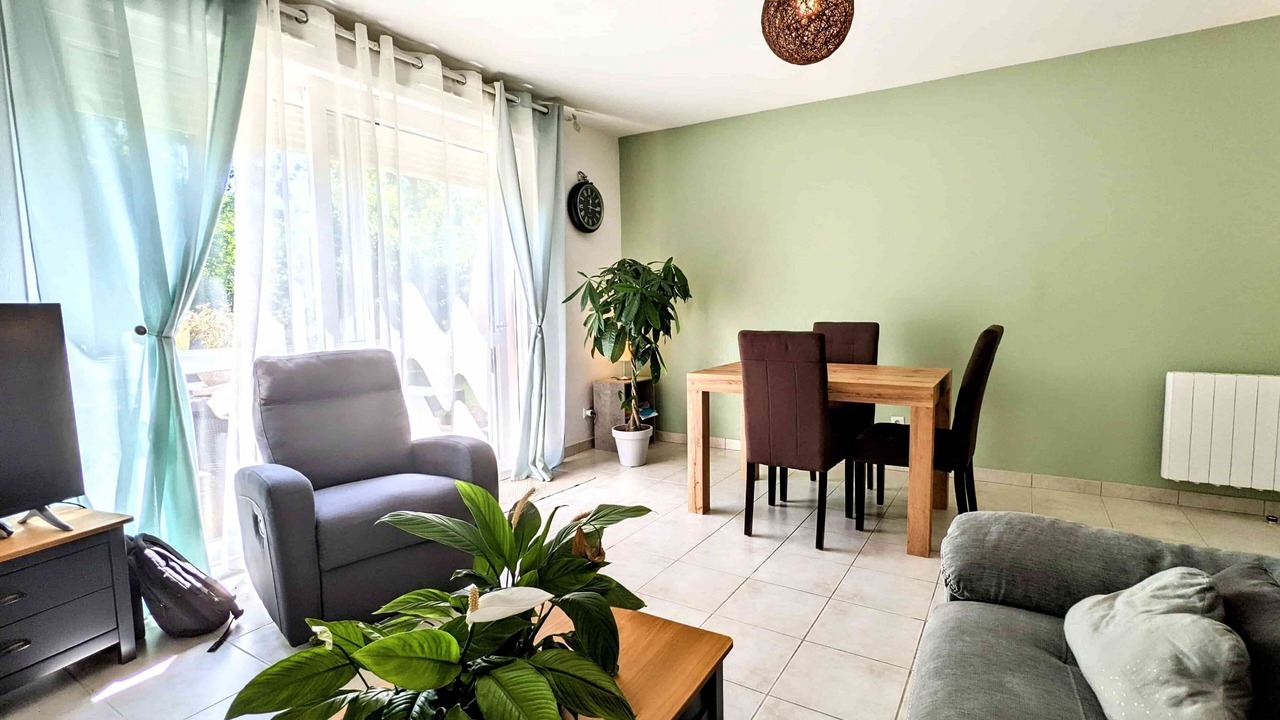 Photo of Livingroom in Saint-Julien-les-Villas