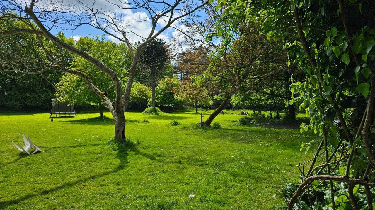 Photo of Outdoor in Henanbihen