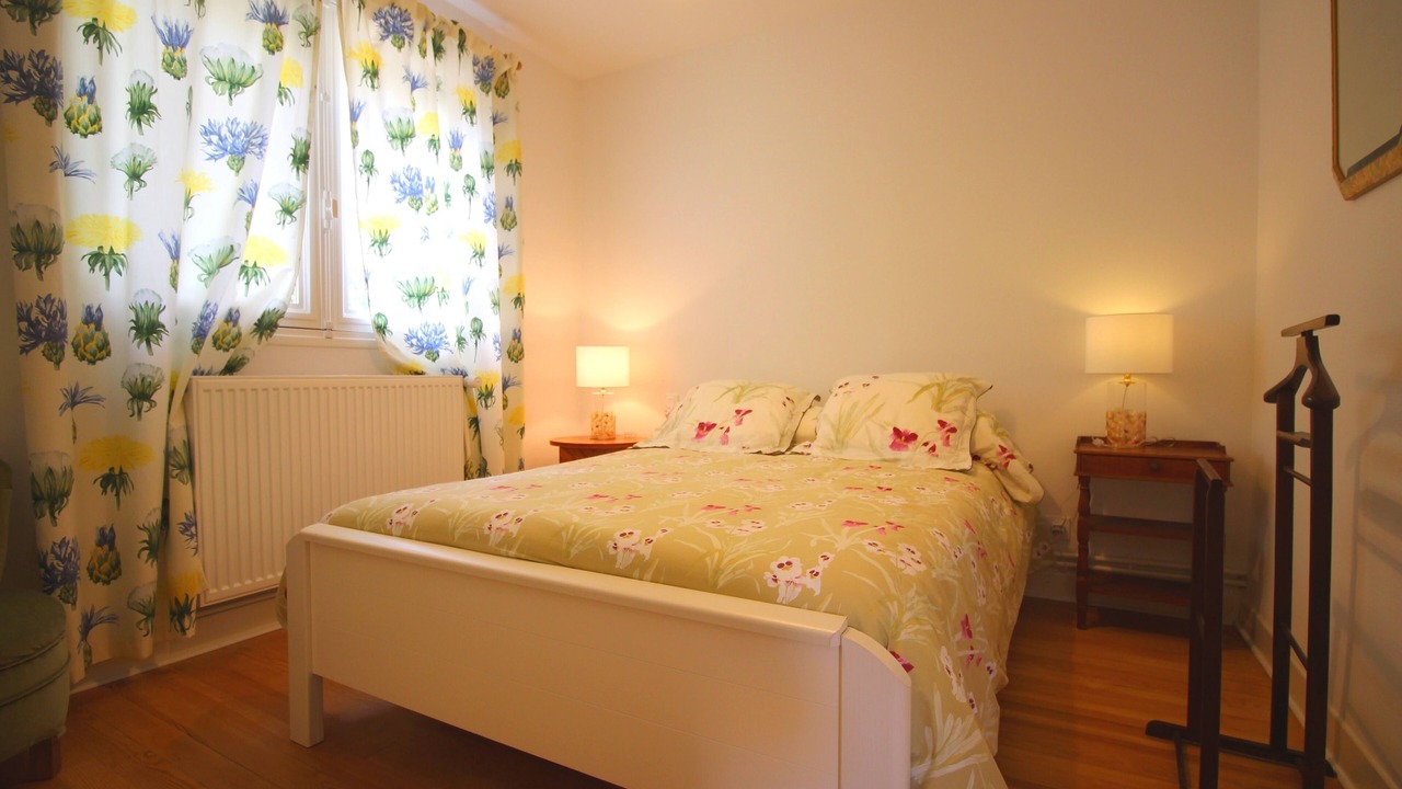 Photo of Bedroom in Mirande