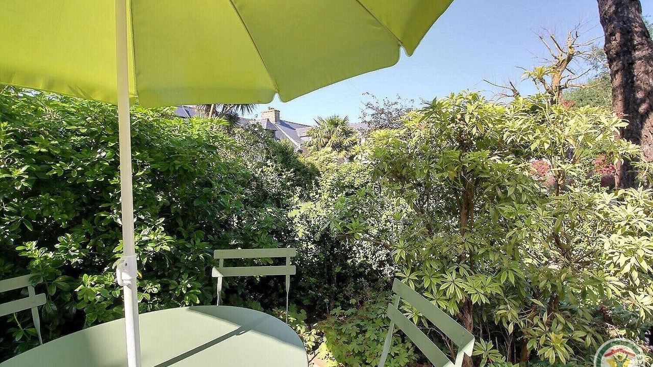 Photo of Outdoor in Plelo