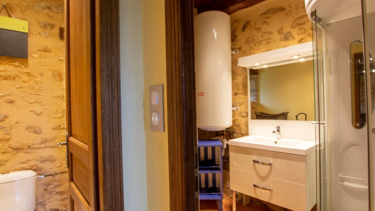 Photo of Bathroom in Journiac