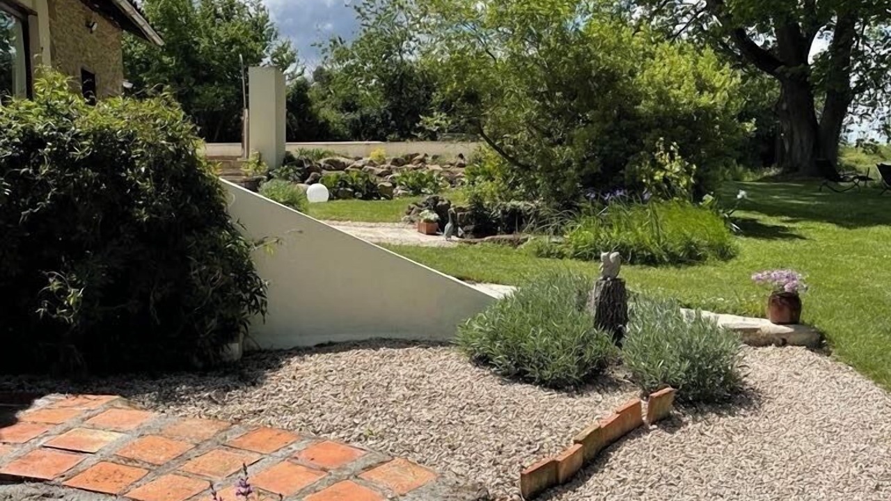 Photo of Outdoor in Salerm