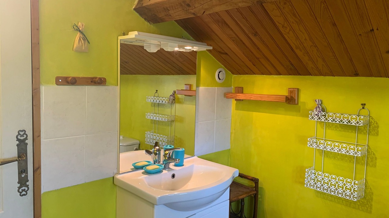 Photo of Bathroom in Orbigny-au-Val
