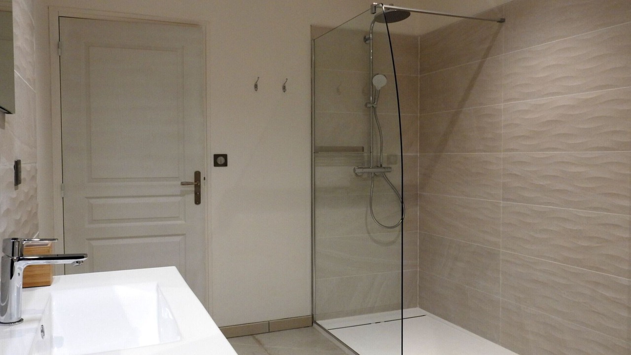 Photo of Bathroom in Colombey-les-deux-Eglises