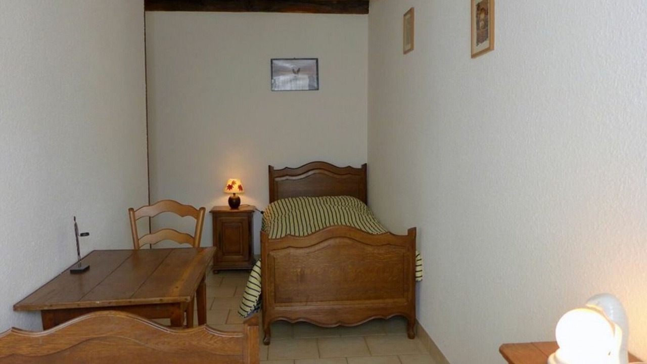 Photo of Bedroom in Goncourt
