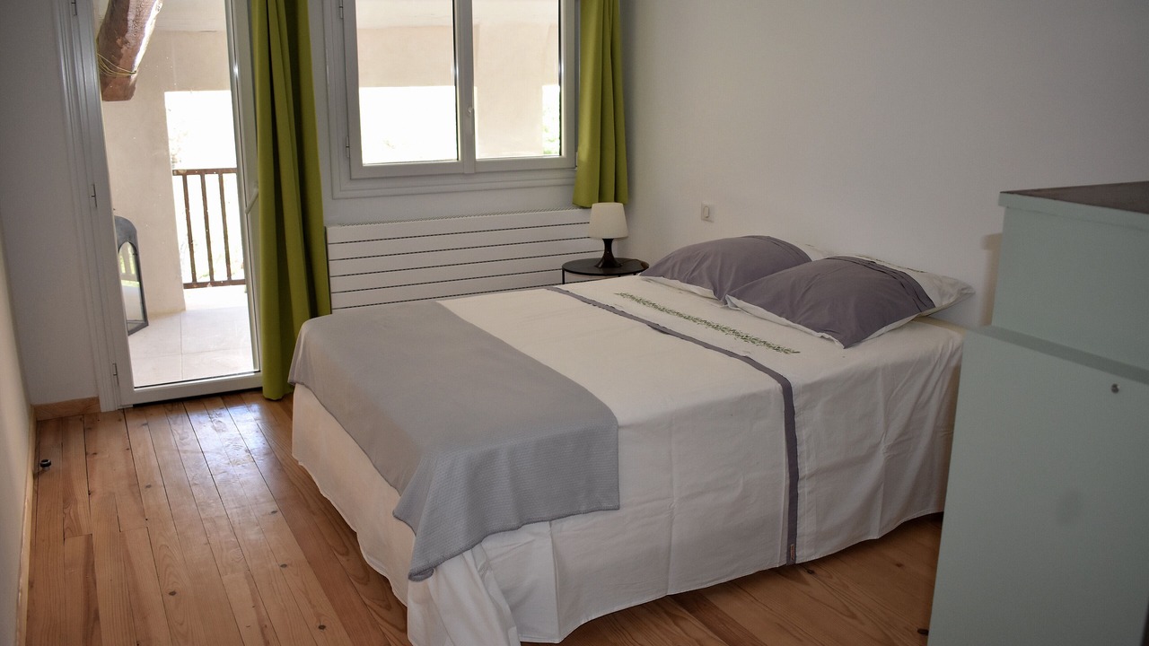 Photo of Bedroom in Ampus