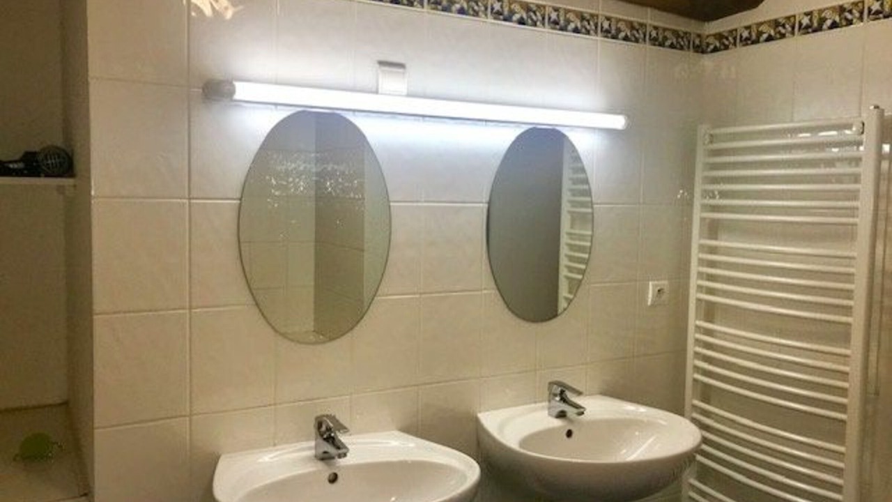 Photo of Bathroom in Valcourt