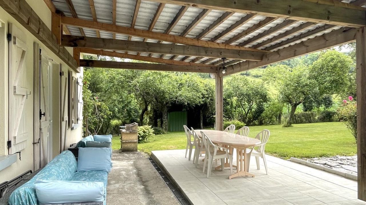 Photo of Outdoor in Burosse-Mendousse
