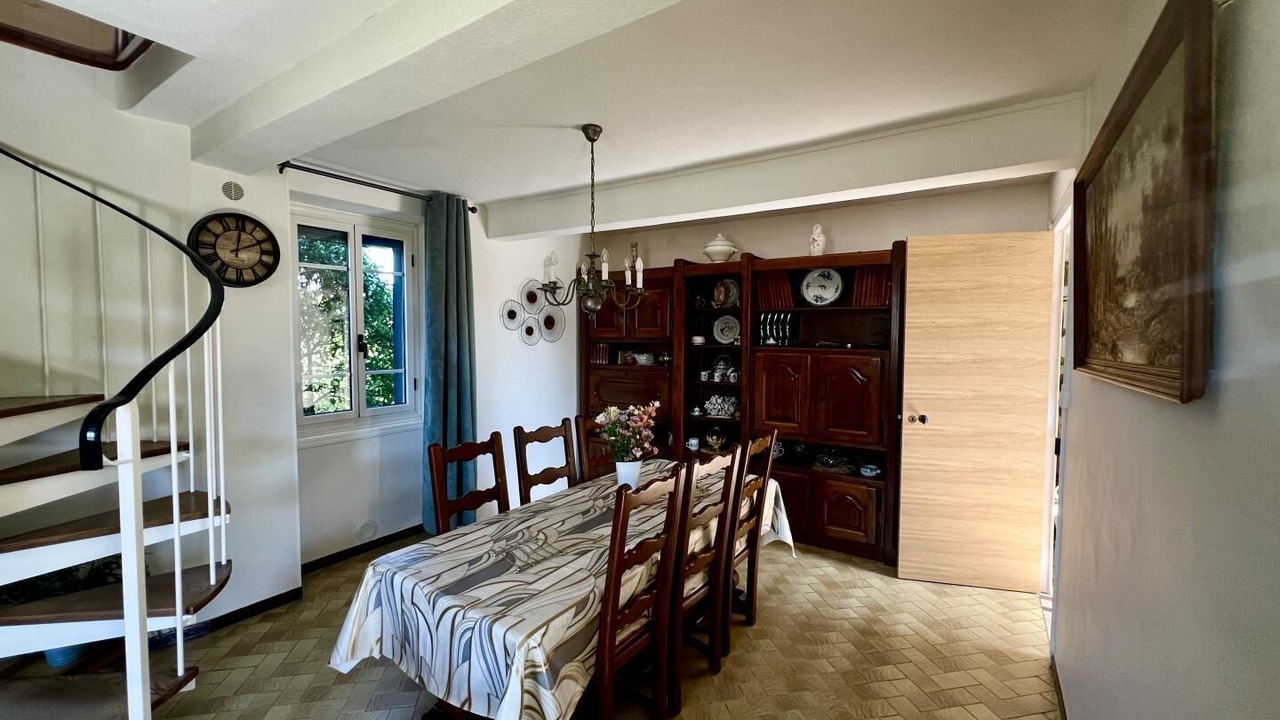 Photo of Others in Asson