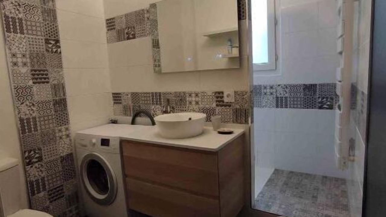 Photo of Bathroom in Old Town
