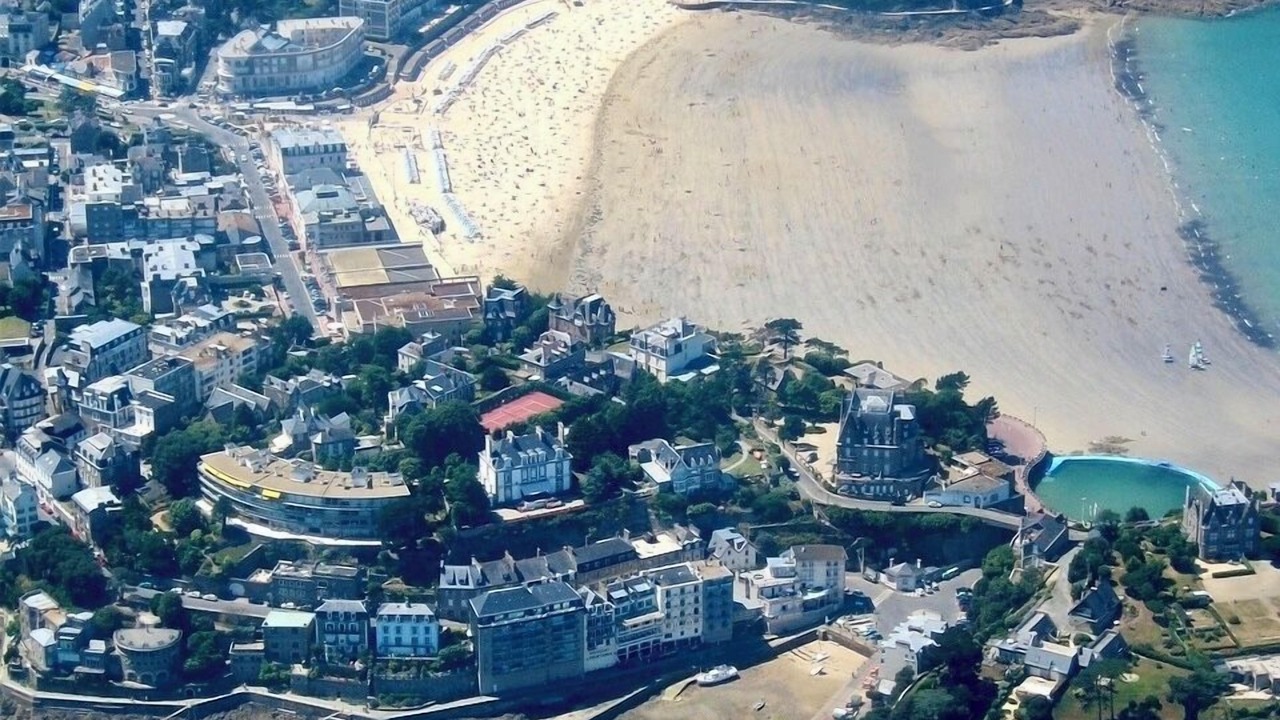 Photo of Others in Dinard