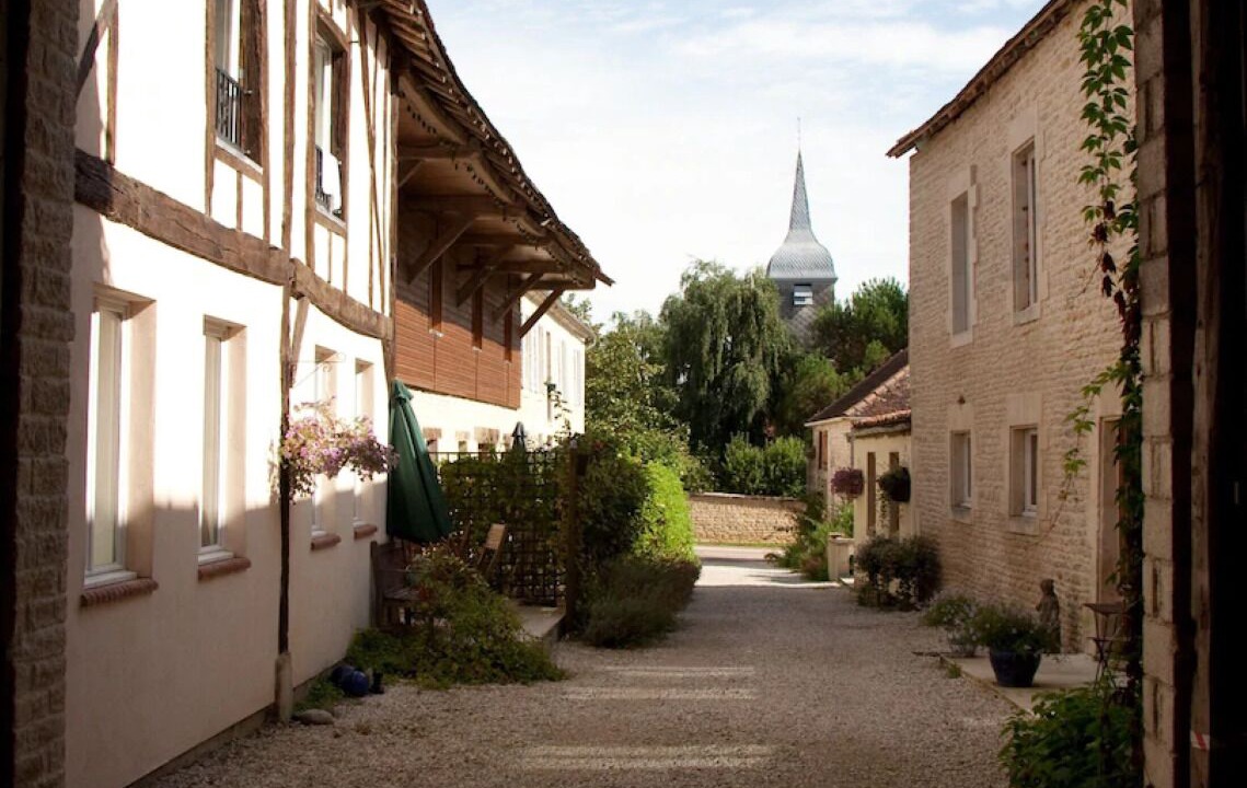 Photo of Outdoor in Eclance