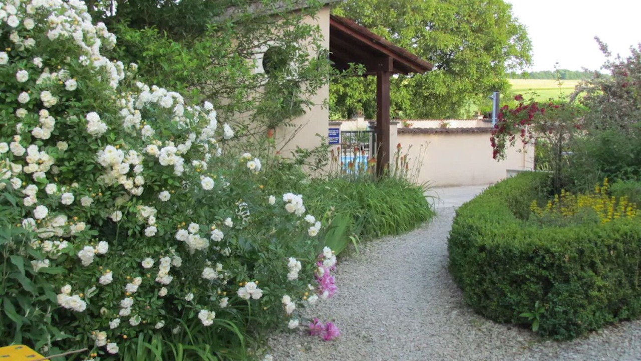 Photo of Outdoor in Eclance