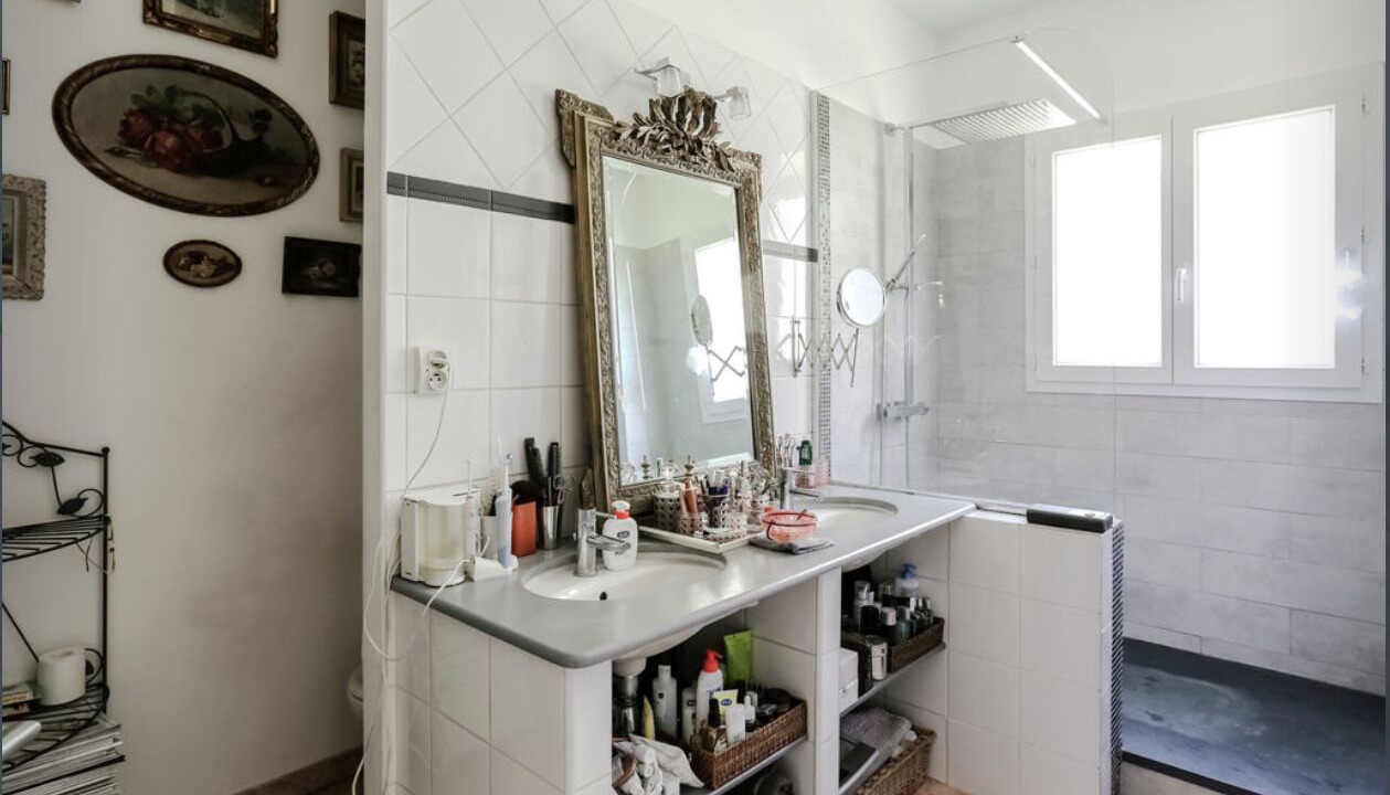 Photo of Bathroom in Sud