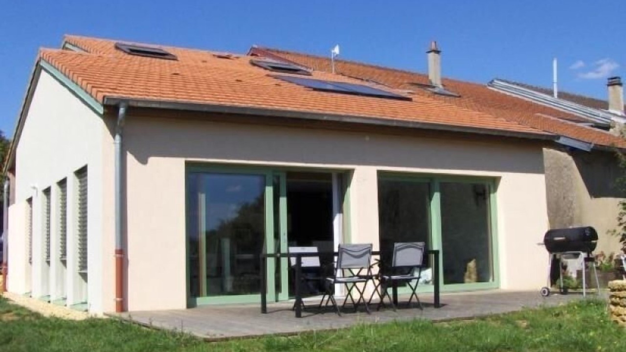 Photo of Outdoor in Ville-sur-Yron