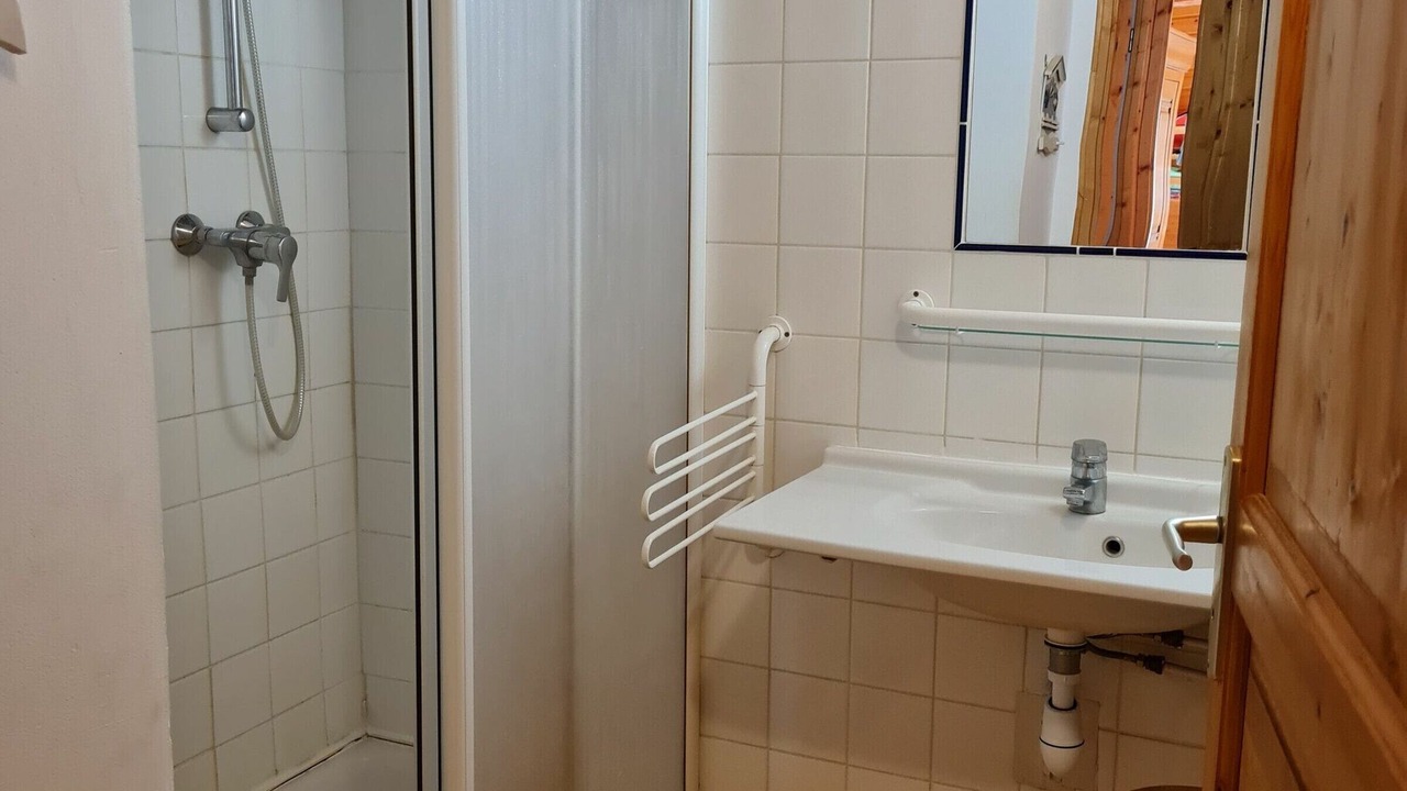 Photo of Bathroom in Vandieres