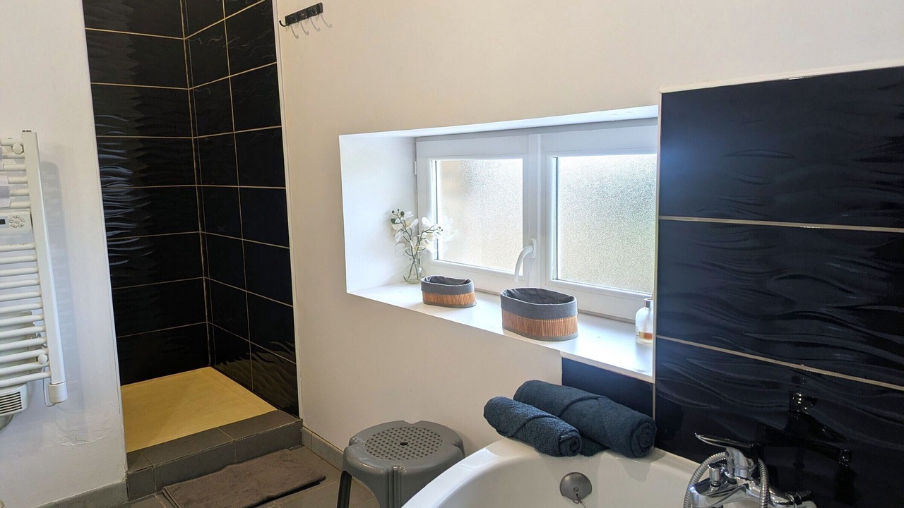 Photo of Bathroom in Fleville-Lixieres